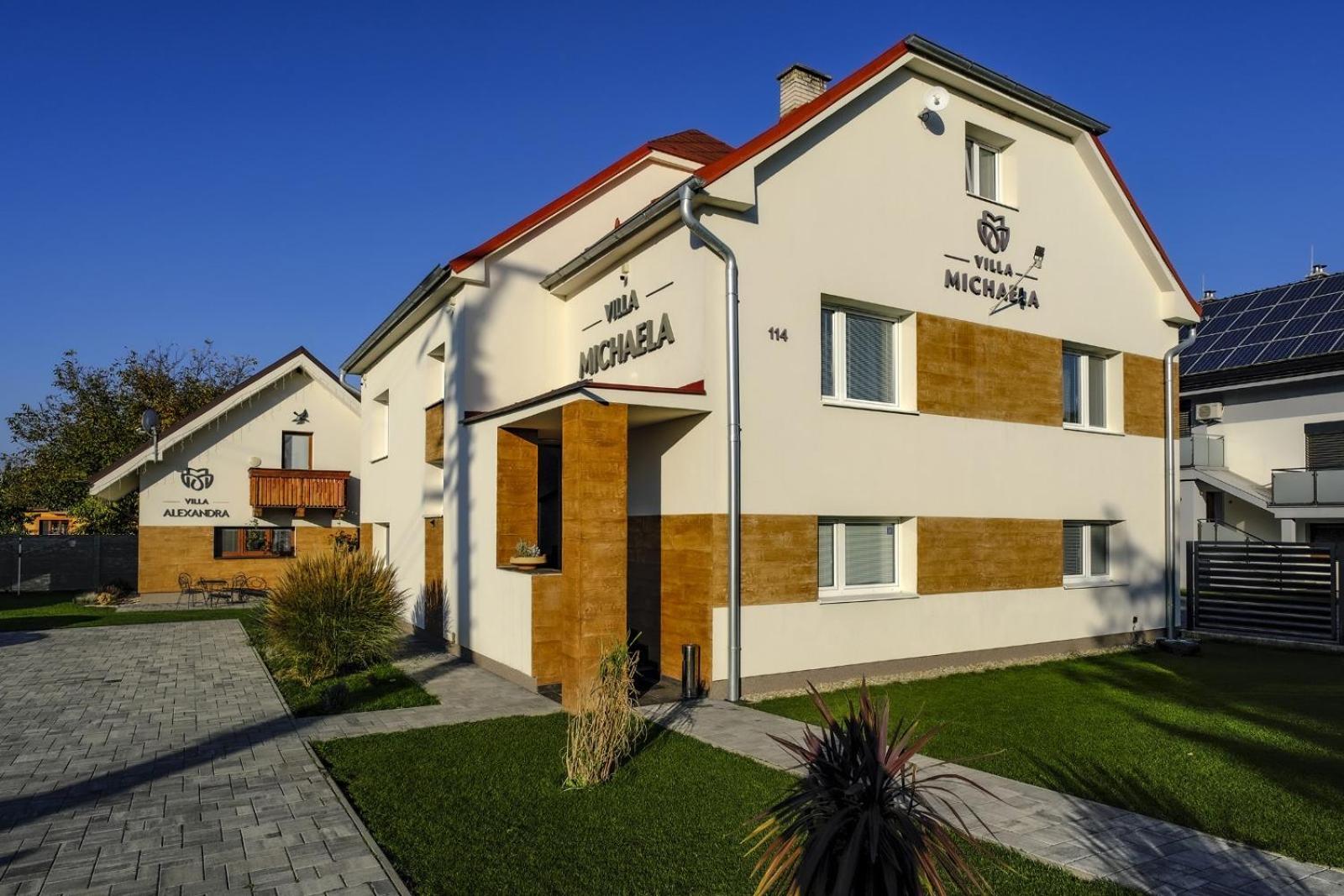 Villa Michaela Bešeňová Extérieur photo